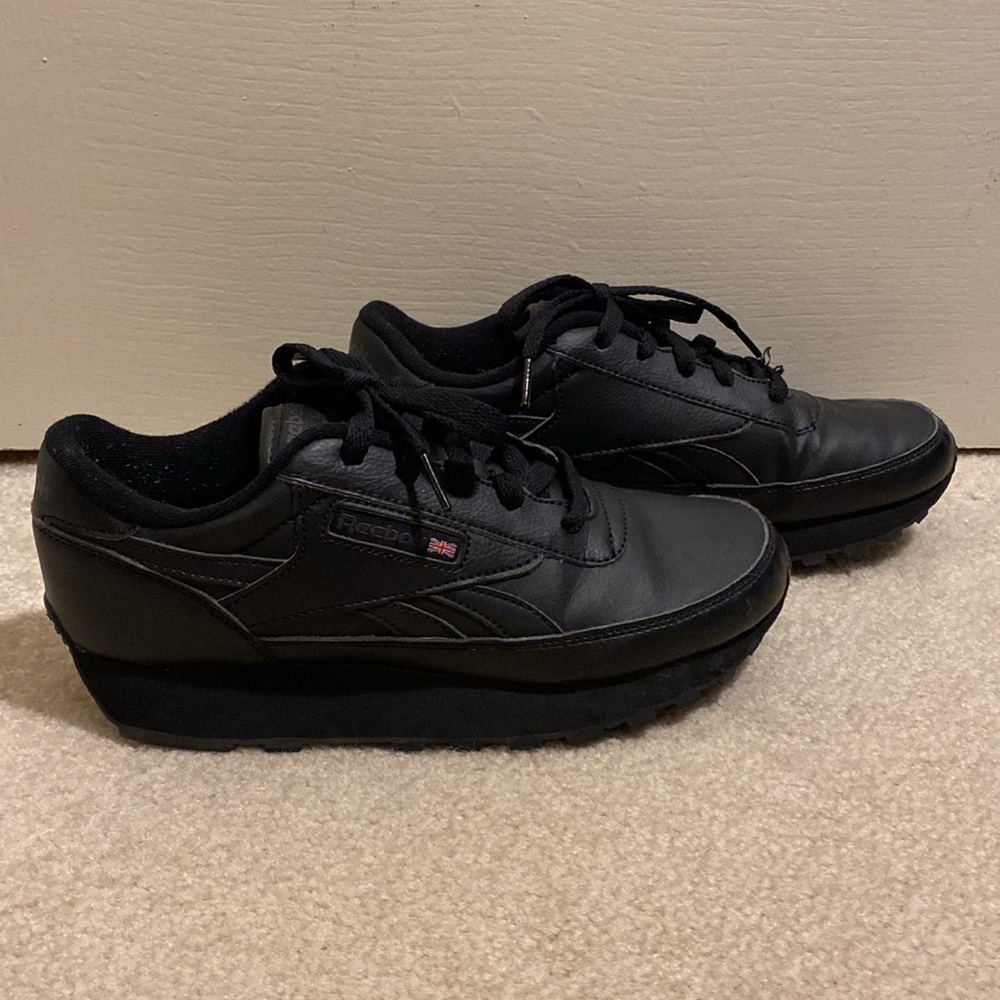 Reebok Classic Renaissance Black Leather Sneakers Size 7.5 - Picture 3 of 15